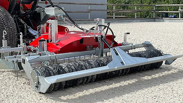 Floor-Care PREMIUM aan een trekker