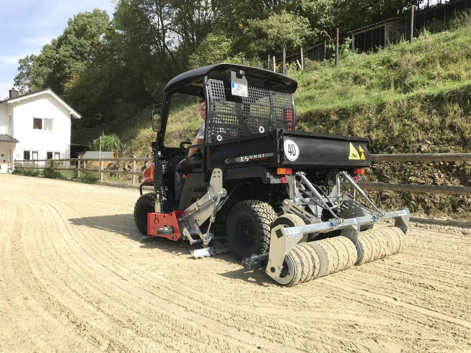Floor-Care TWO IN ONE bij de stal
